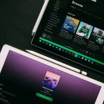 تبلت برای تماشای فیلم